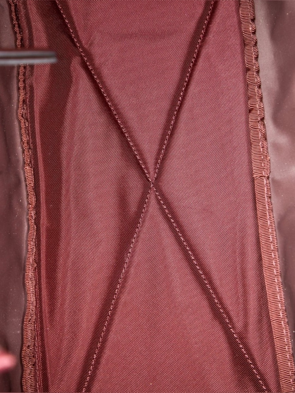 Authentic Marc Jacobs Women's Burgundy Nylon Tote Bag - Picture 6 of 6